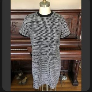 Super Cute Size Large Mod 60’s GoGo Mini Dress Ringer Neck + Sleeves + Zip Back